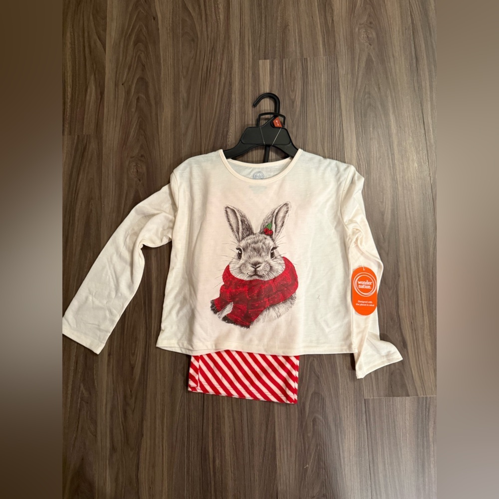 wonder nation Cream Top with Red Scarf Bunny & Red Stripe Pants size M 7/8-NWT